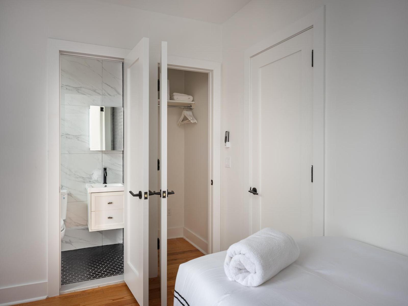 ניו יורק Three Bedroom Brooklynite Suite! מראה חיצוני תמונה